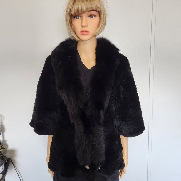 #642 Faux fur/fox jacket - Picture 1 of 4